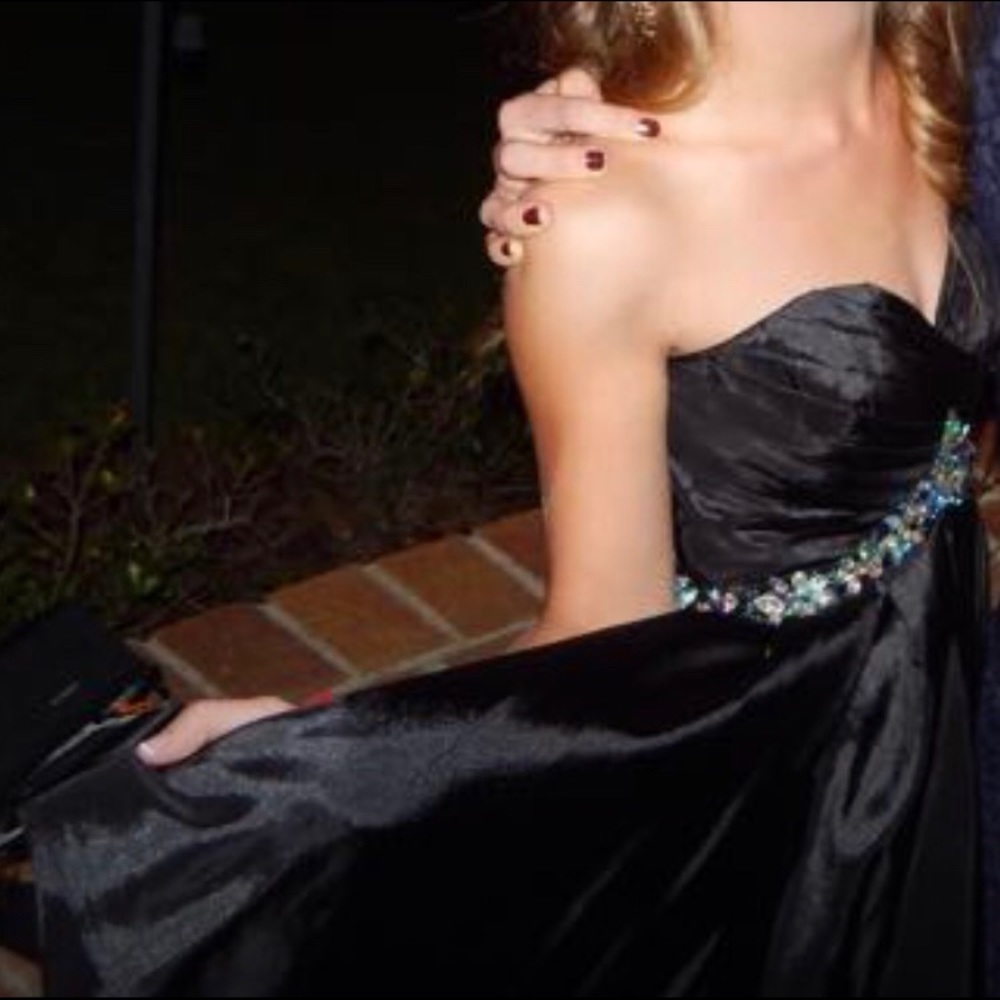 Black short formal dress